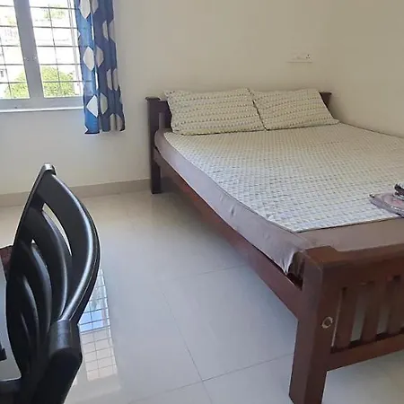 The Pod Cochin Homestay Kochi Exterior photo