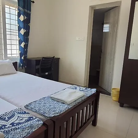 The Pod Cochin Homestay Kochi Exterior photo