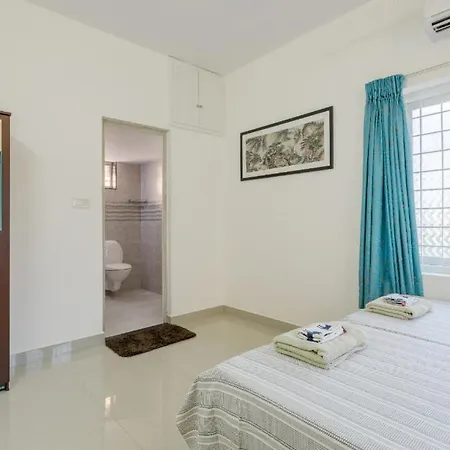 The Pod Cochin Homestay Kochi Exterior photo