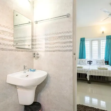 The Pod Cochin Homestay Kochi Exterior photo